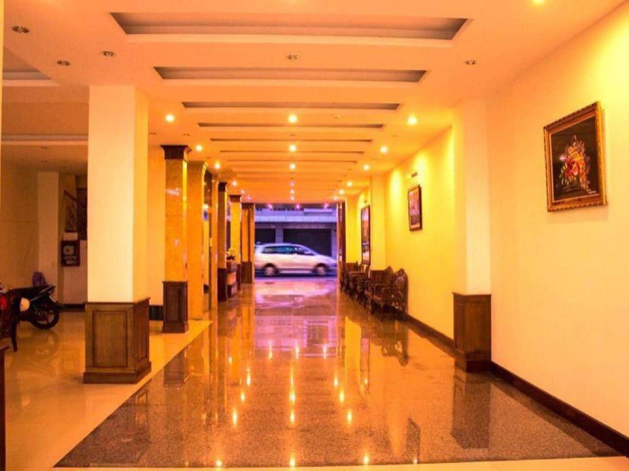 Sen Vang Hotel Dalat Exterior foto